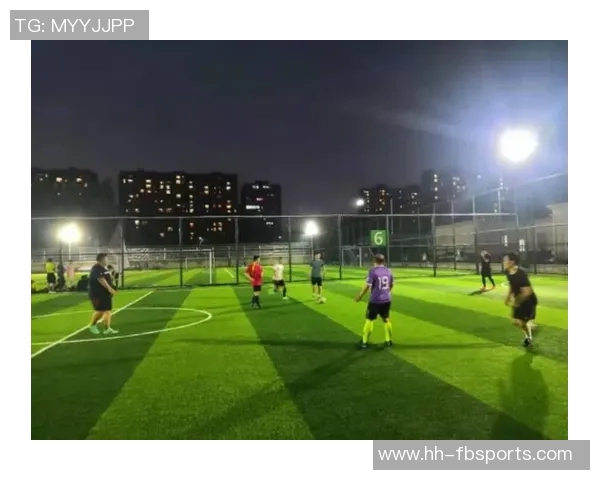 足球巨星挑战街头野球场 亲自踢馆展开非正式对决 足球巨星挑战街头野球场 亲自踢馆展开非正式对决