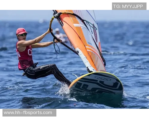 带着棍子上场的足球球星是谁揭秘背后不为人知的故事